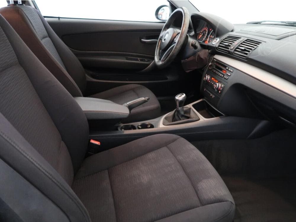 2008 BMW 1-SERIES - 9