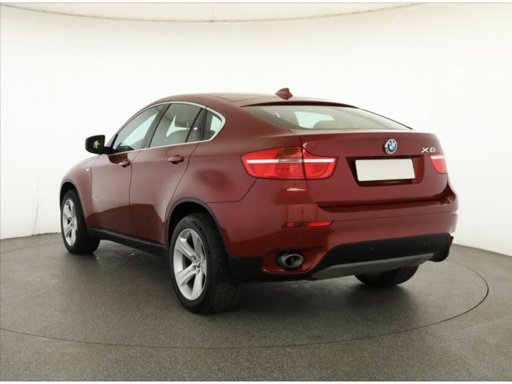 2010 BMW X6 - 13