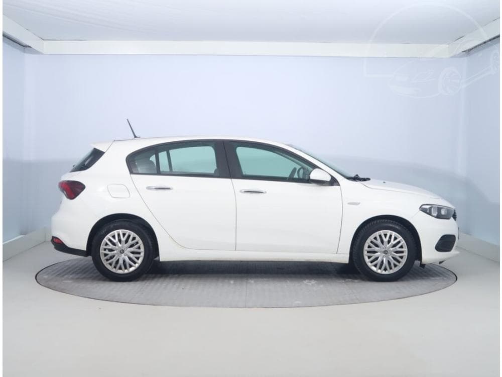 2019 Fiat TIPO - 16