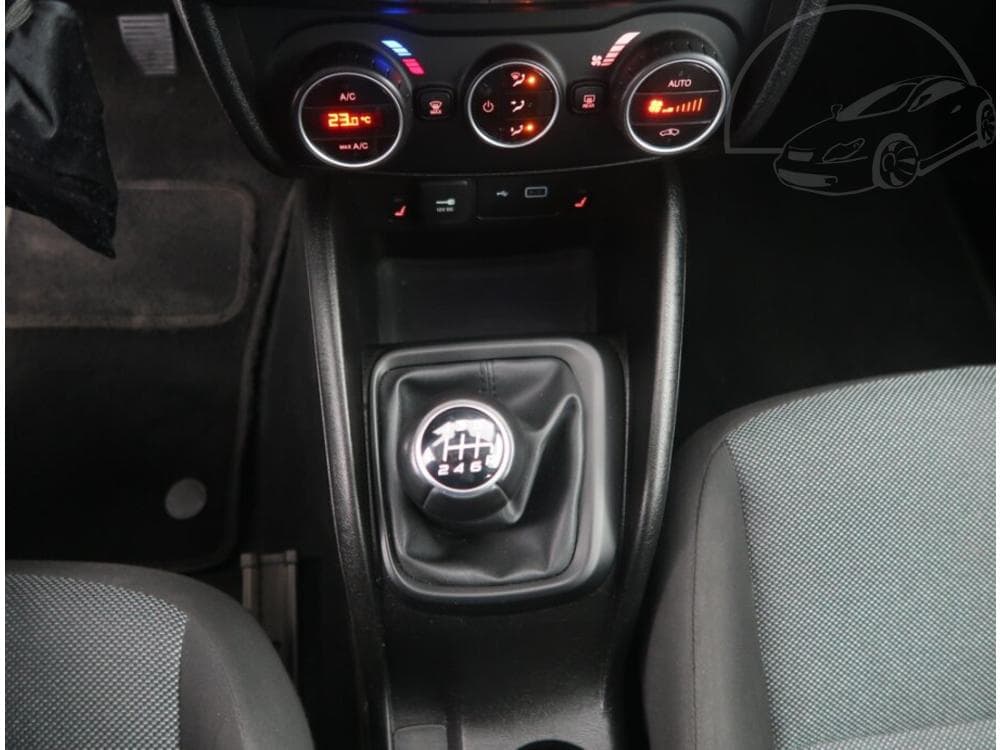 2019 Fiat TIPO - 37