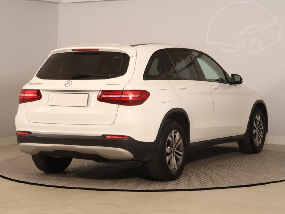 2018 Mercedes-Benz GLC - 9