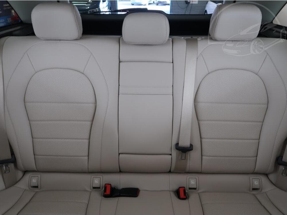 2018 Mercedes-Benz GLC - 19