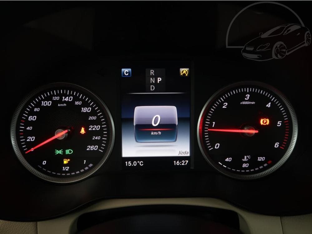 2018 Mercedes-Benz GLC - 21