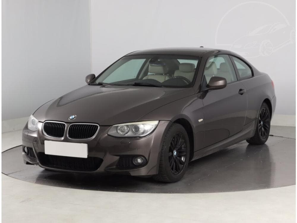 2010 BMW 3-SERIES - 2