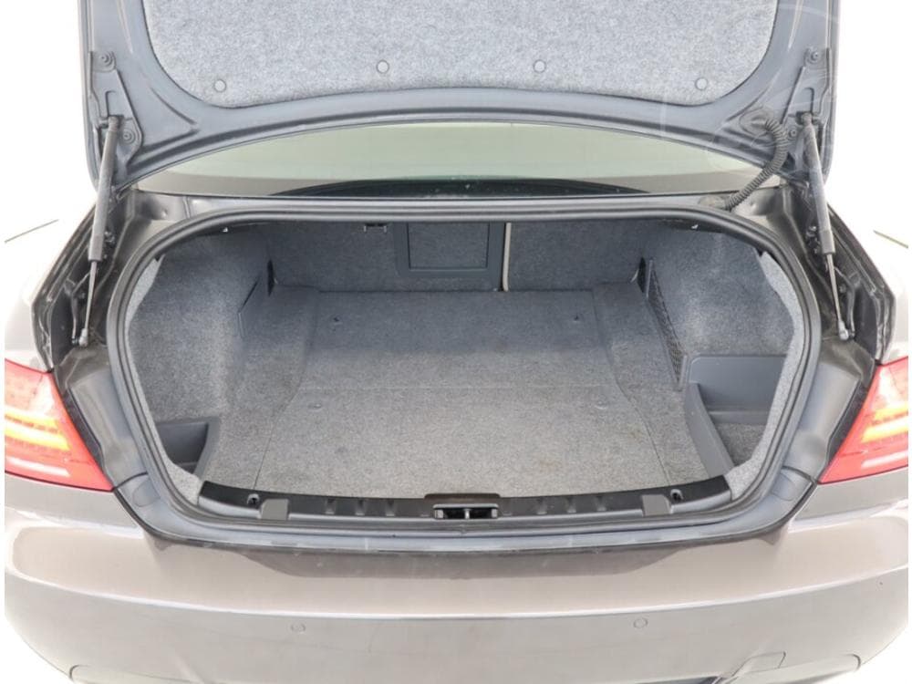 2010 BMW 3-SERIES - 13