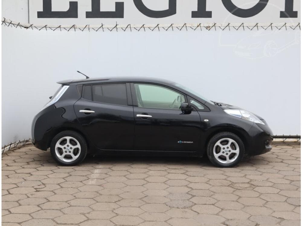 2012 Nissan LEAF - 6