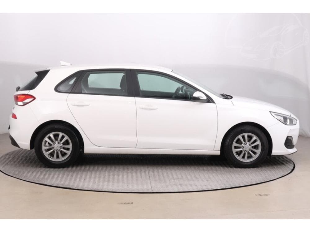 2020 Hyundai i30 - 16
