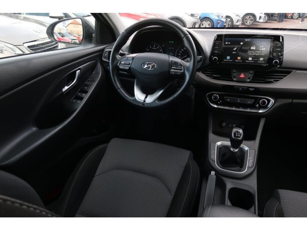 2020 Hyundai i30 - 19