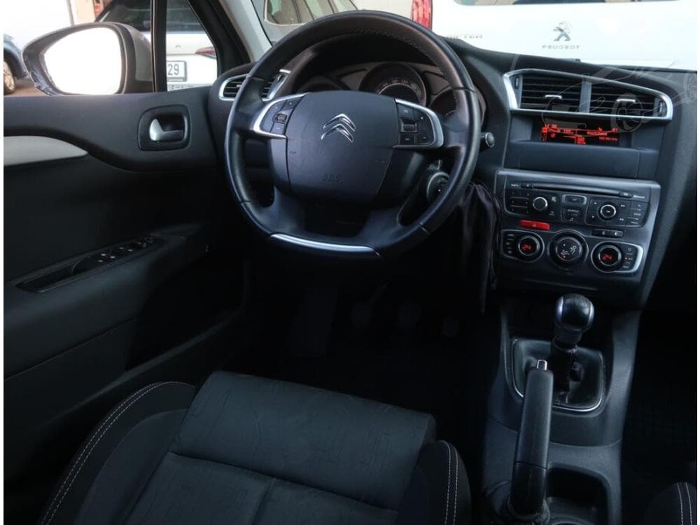 2014 Citroen C4 - 25