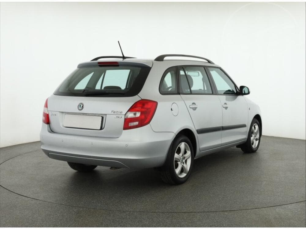 2011 Škoda FABIA - 5