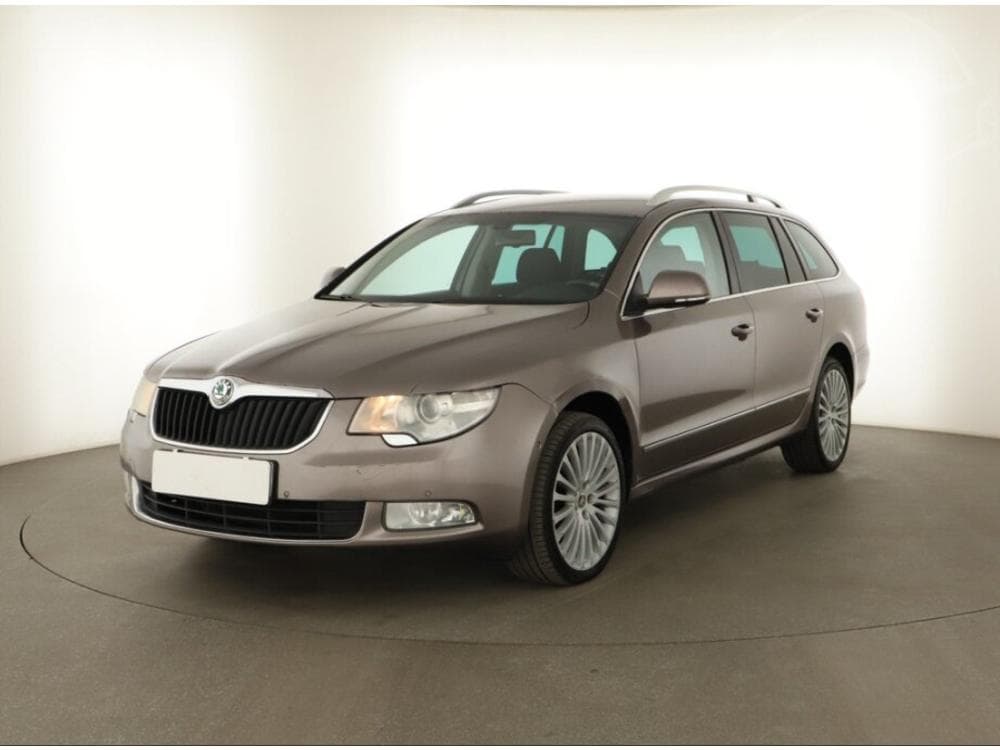 2010 Škoda SUPERB - 5