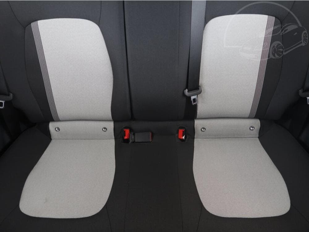 2021 Hyundai i10 - 10