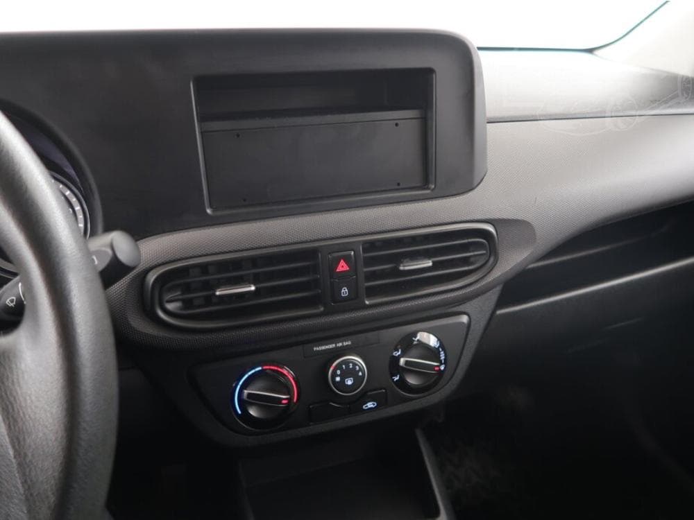 2021 Hyundai i10 - 12
