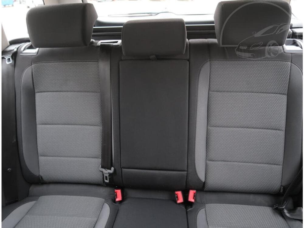 2012 Volkswagen GOLF - 10