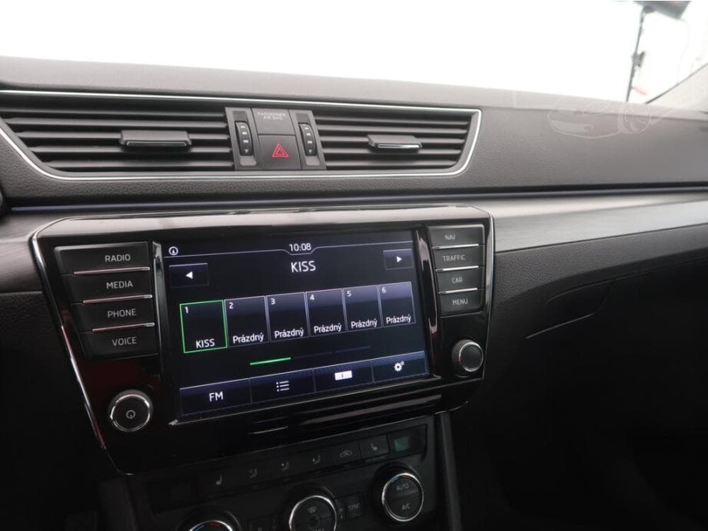 2016 Škoda SUPERB - 34