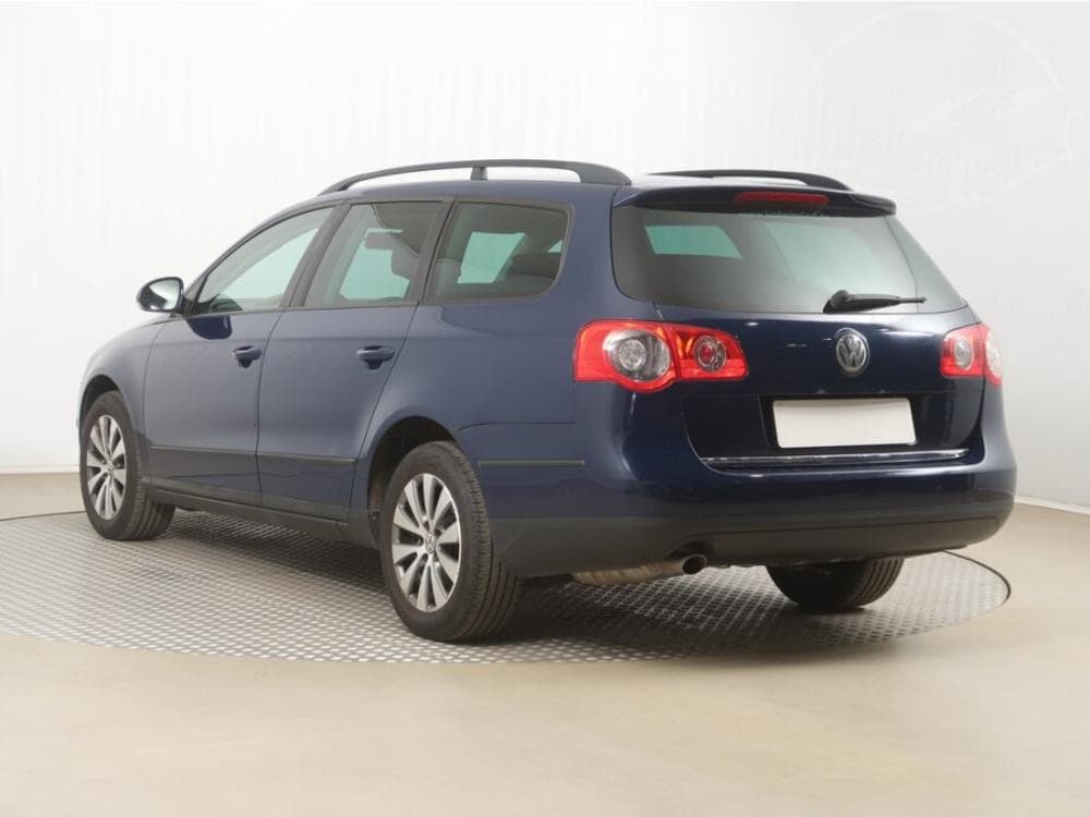2007 Volkswagen PASSAT - 10