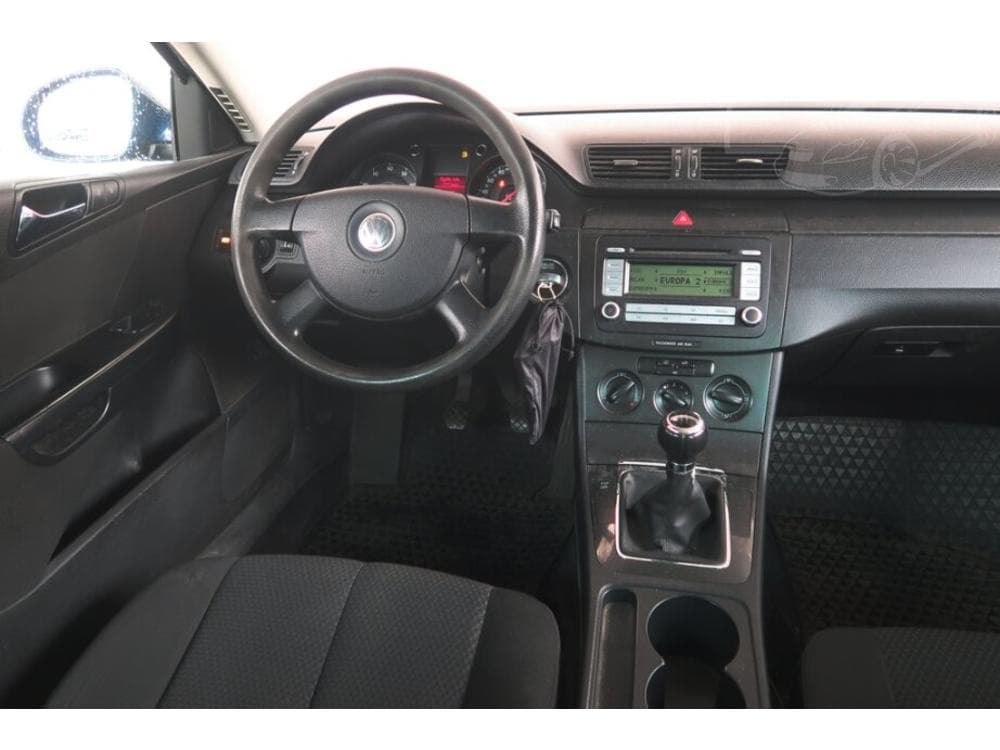 2007 Volkswagen PASSAT - 19