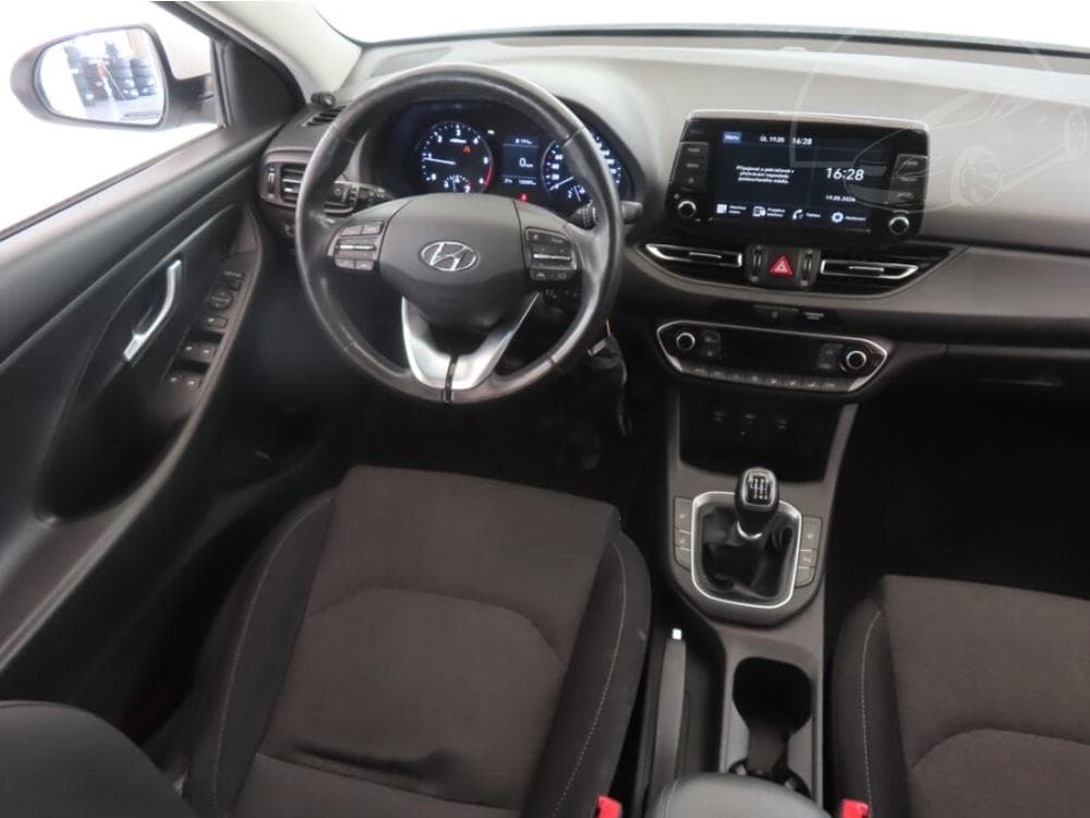 2021 Hyundai i30 - 19