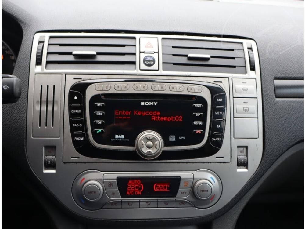 2009 Ford KUGA - 23