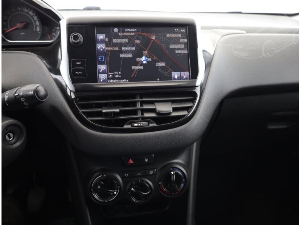 2014 Peugeot 208 - 9