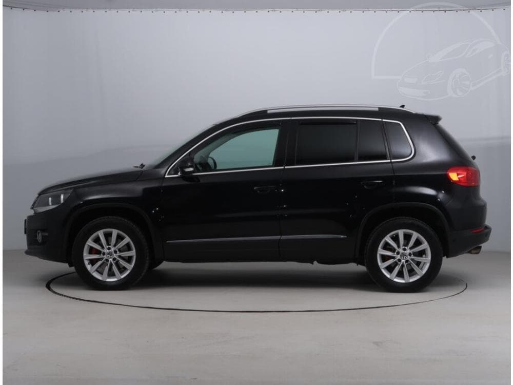 2011 Volkswagen TIGUAN - 7