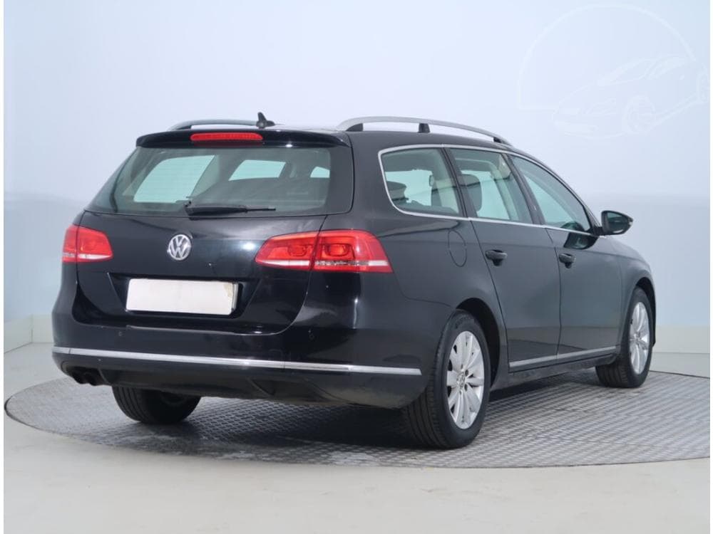 2014 Volkswagen PASSAT - 5