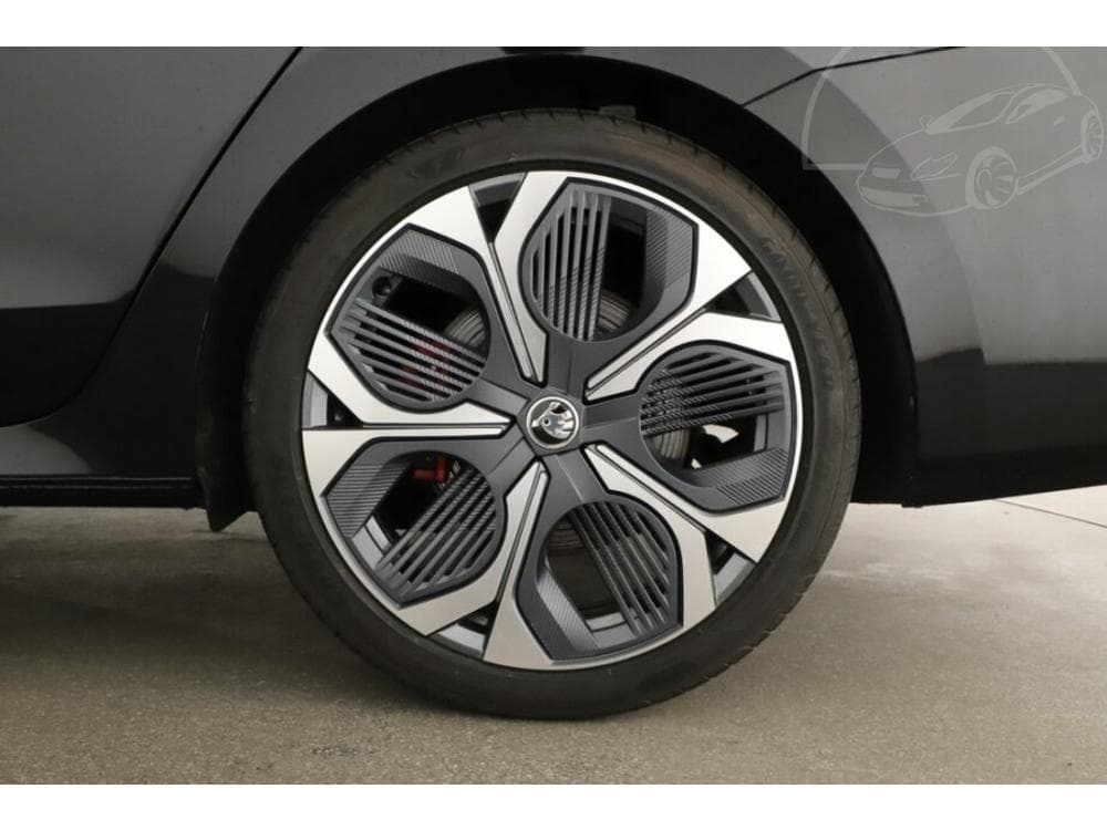 2025 Škoda OCTAVIA - 23