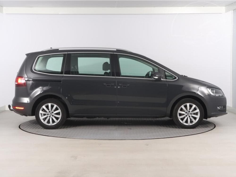 2021 Volkswagen SHARAN - 6
