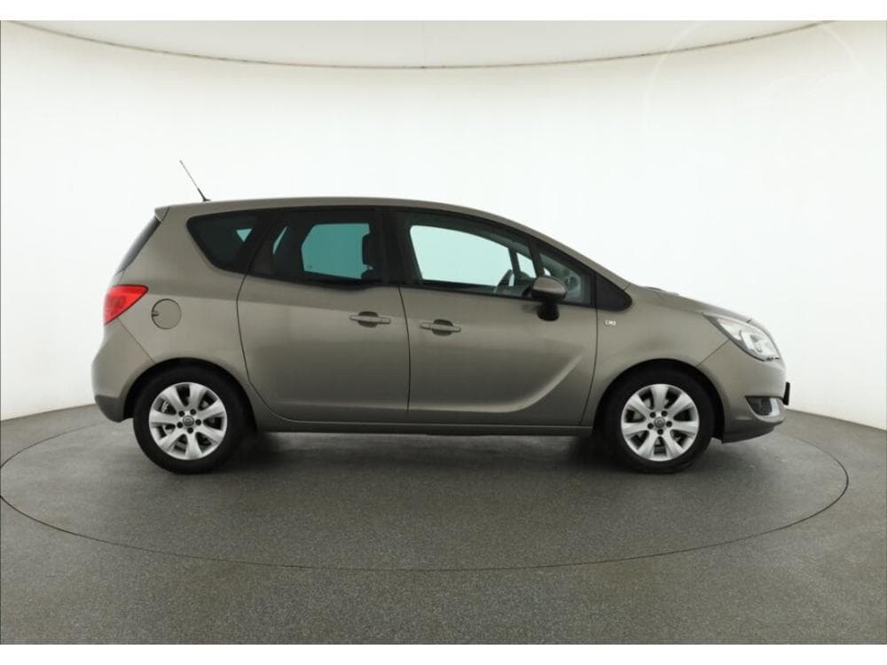 2016 Opel MERIVA - 21