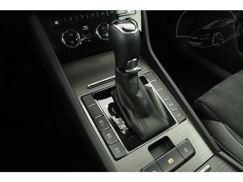 2021 Škoda SUPERB - 28