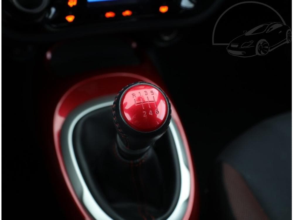 2016 Nissan JUKE - 31