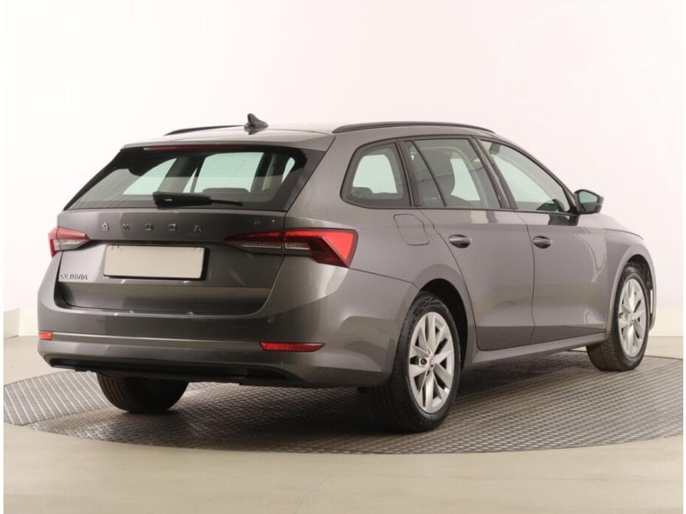 2023 Škoda OCTAVIA - 9