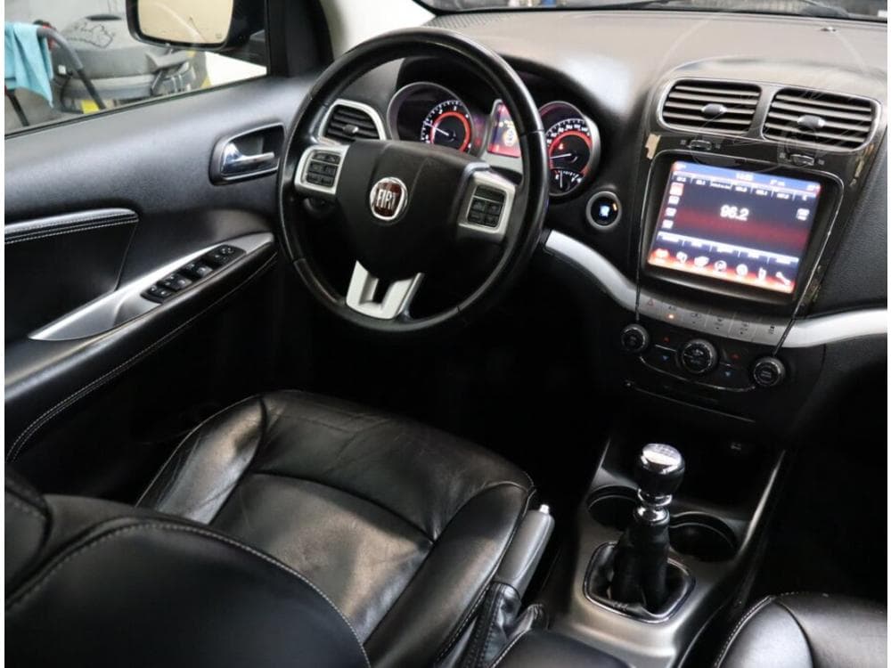 2011 Fiat FREEMONT - 25