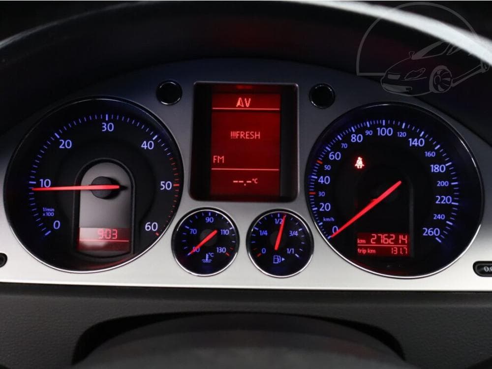 2008 Volkswagen PASSAT - 9