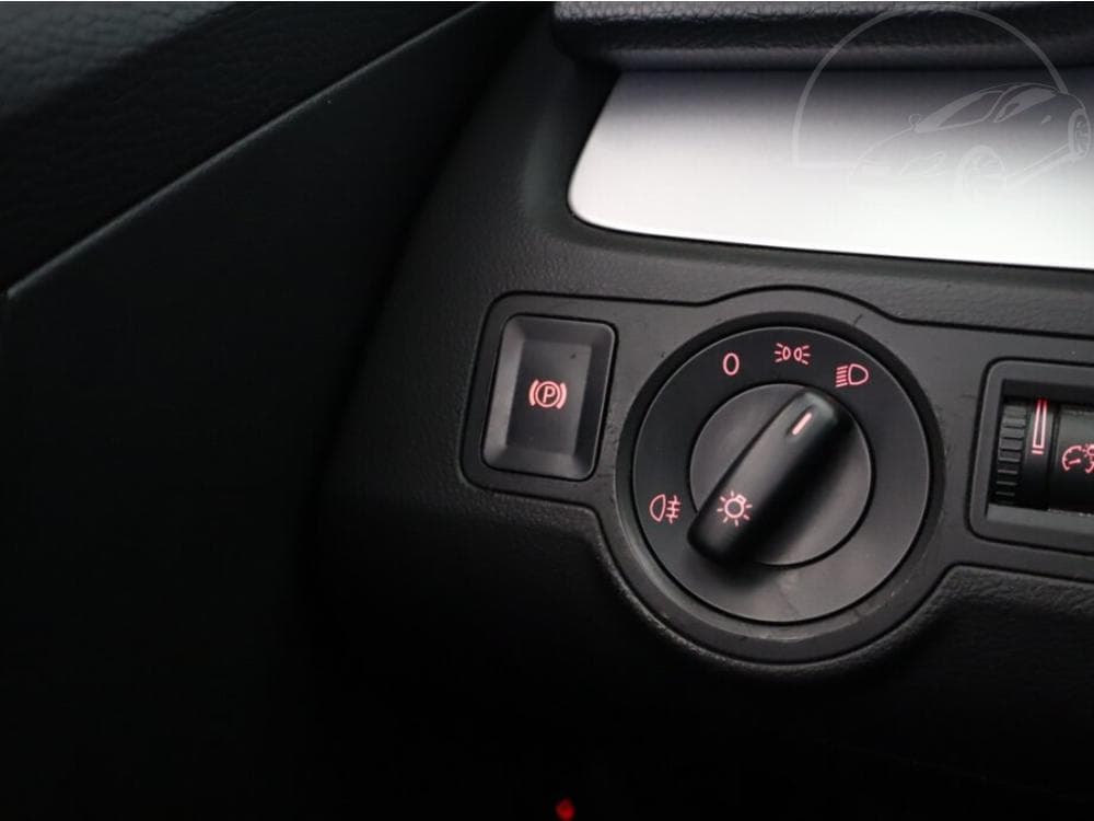 2008 Volkswagen PASSAT - 14