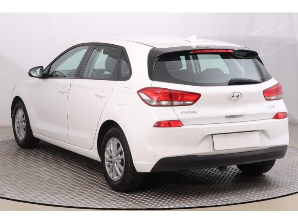 2020 Hyundai i30 - 10
