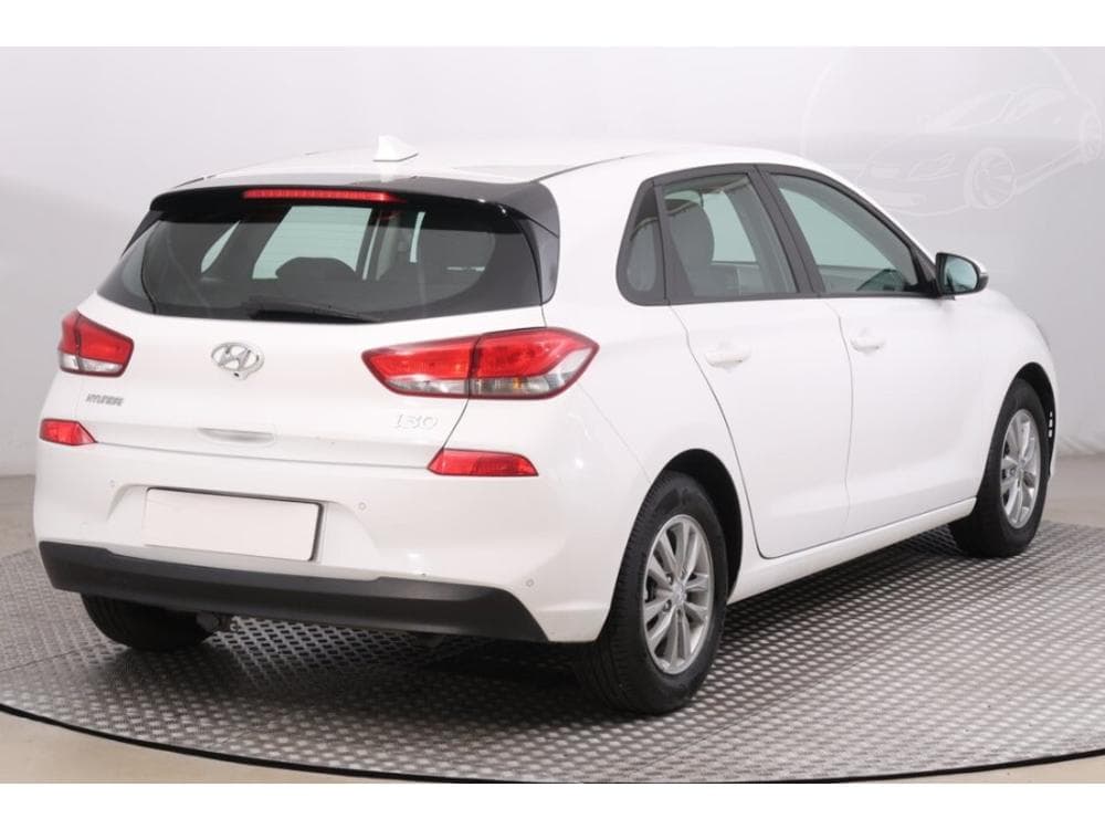 2020 Hyundai i30 - 13