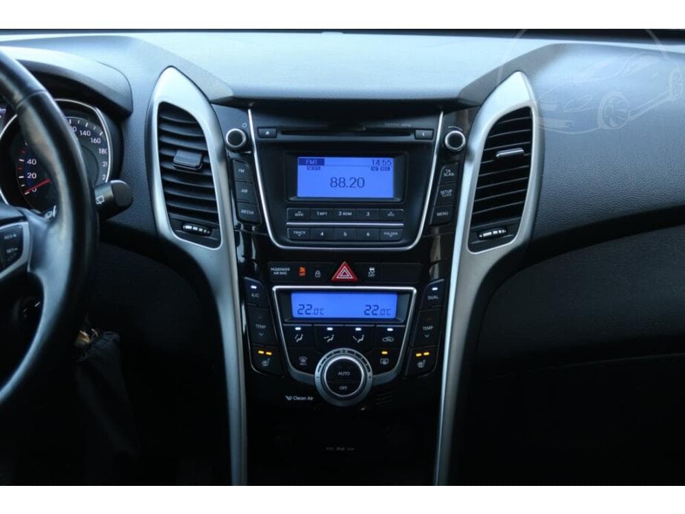 2013 Hyundai i30 - 12