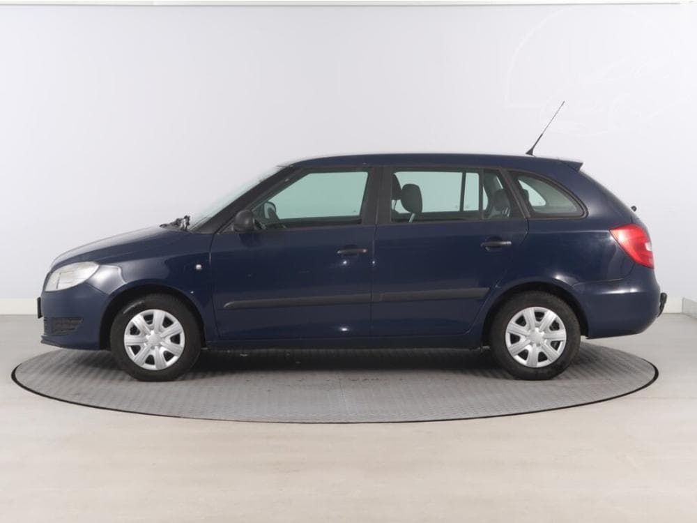 2010 Škoda FABIA - 5