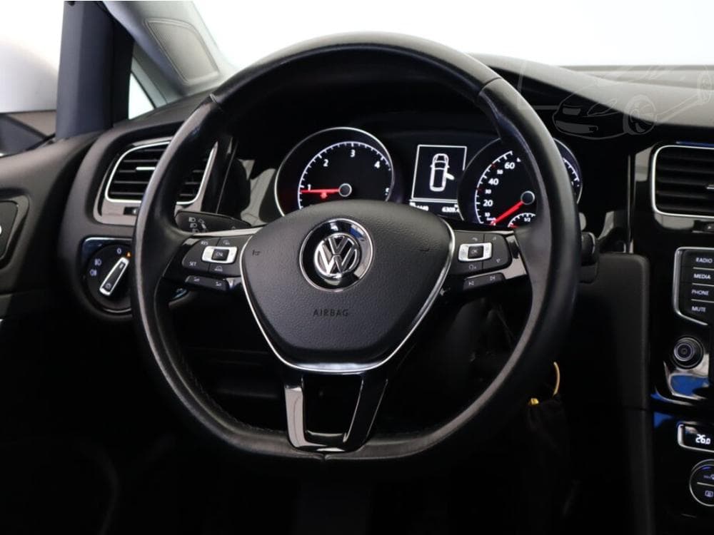 2014 Volkswagen GOLF - 25