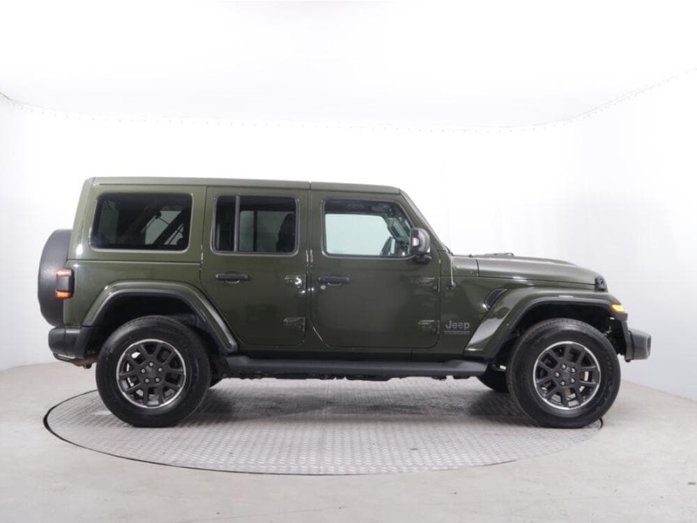 2021 Jeep WRANGLER - 11