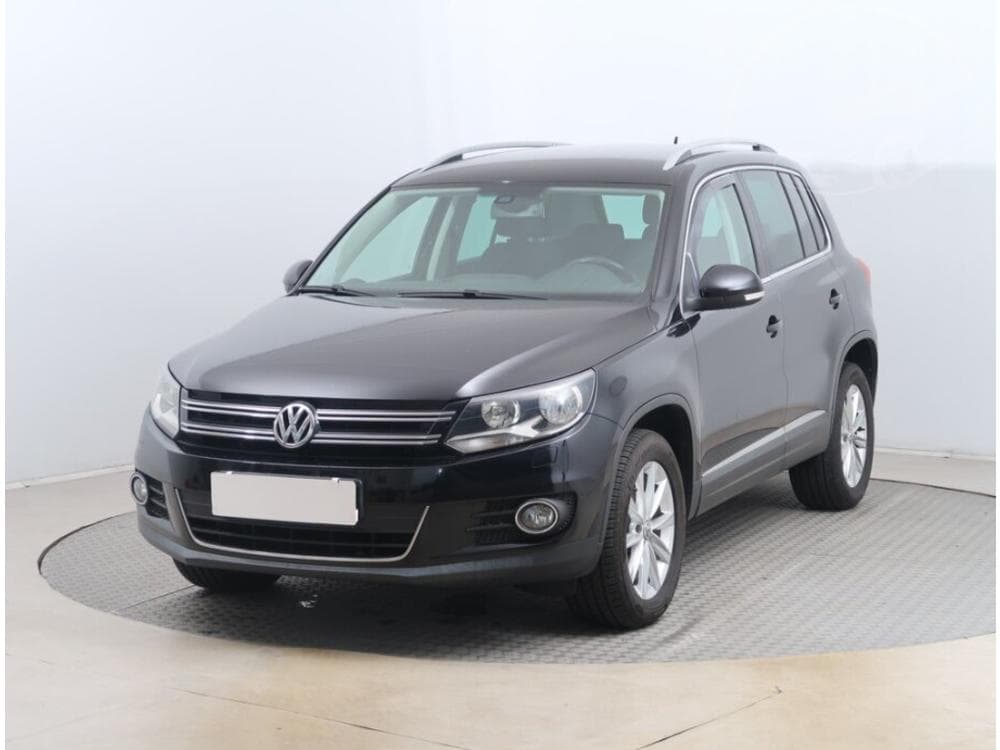2012 Volkswagen TIGUAN - 4