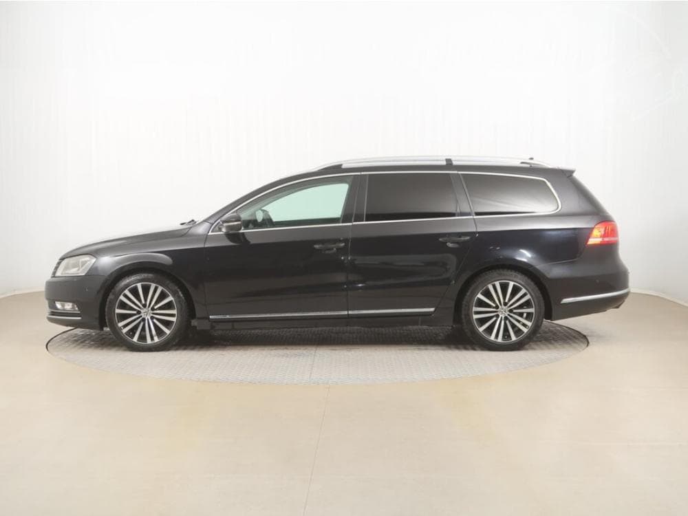 2012 Volkswagen PASSAT - 3