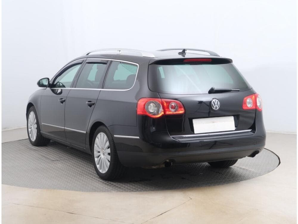 2008 Volkswagen PASSAT - 4