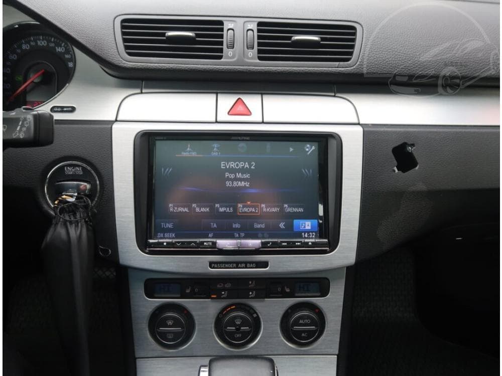 2008 Volkswagen PASSAT - 12
