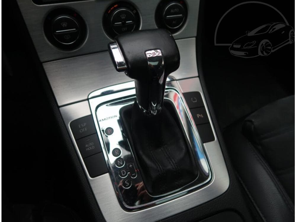 2008 Volkswagen PASSAT - 13