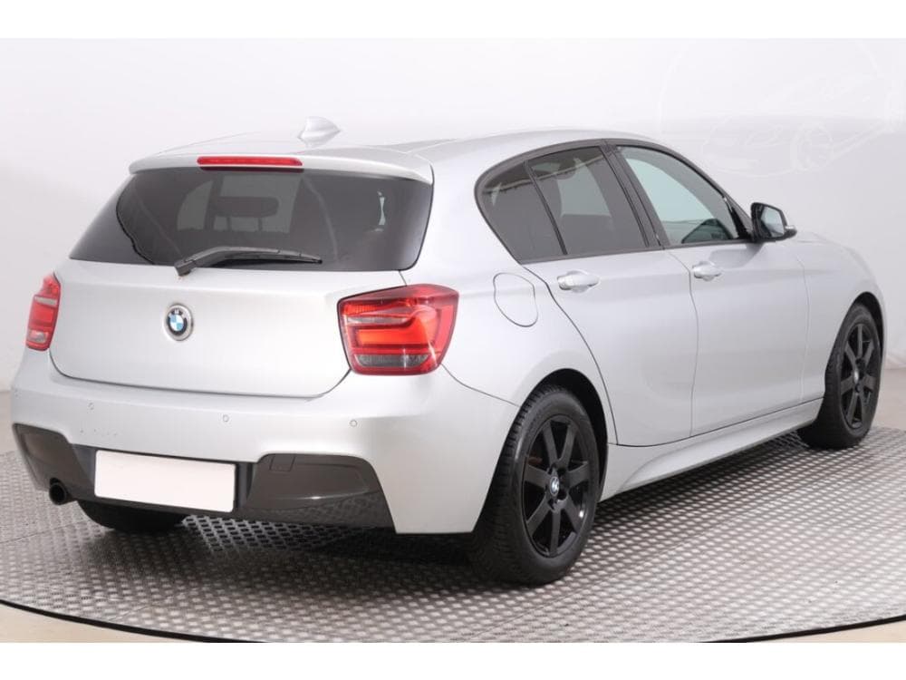 2012 BMW 1-SERIES - 9