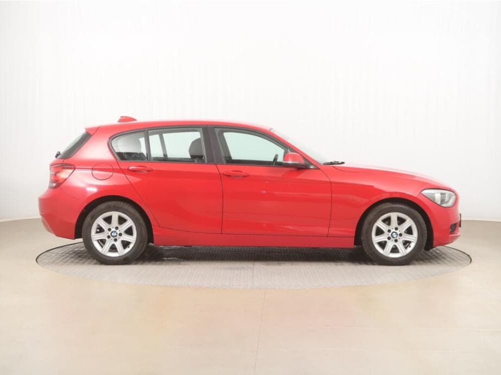 2013 BMW 1-SERIES - 6