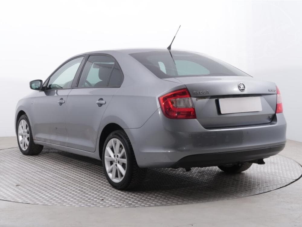 2013 Škoda RAPID - 13