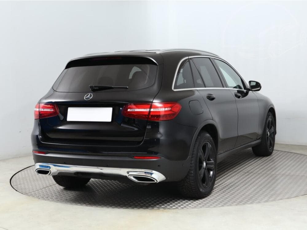 2016 Mercedes-Benz GLC - 9